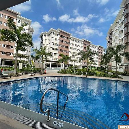 J & F Homestay - Cavite, Philippines 特雷塞马蒂雷斯 外观 照片