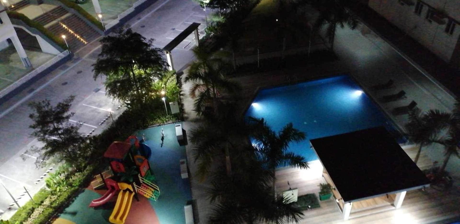 J & F Homestay - Cavite, Philippines 特雷塞马蒂雷斯 外观 照片