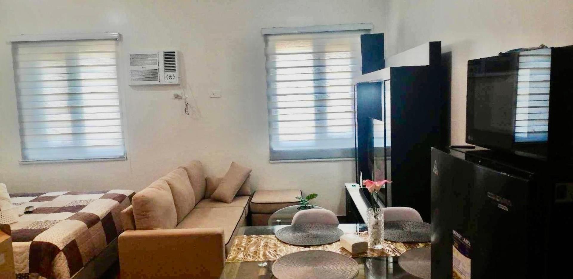 J & F Homestay - Cavite, Philippines 特雷塞马蒂雷斯 外观 照片