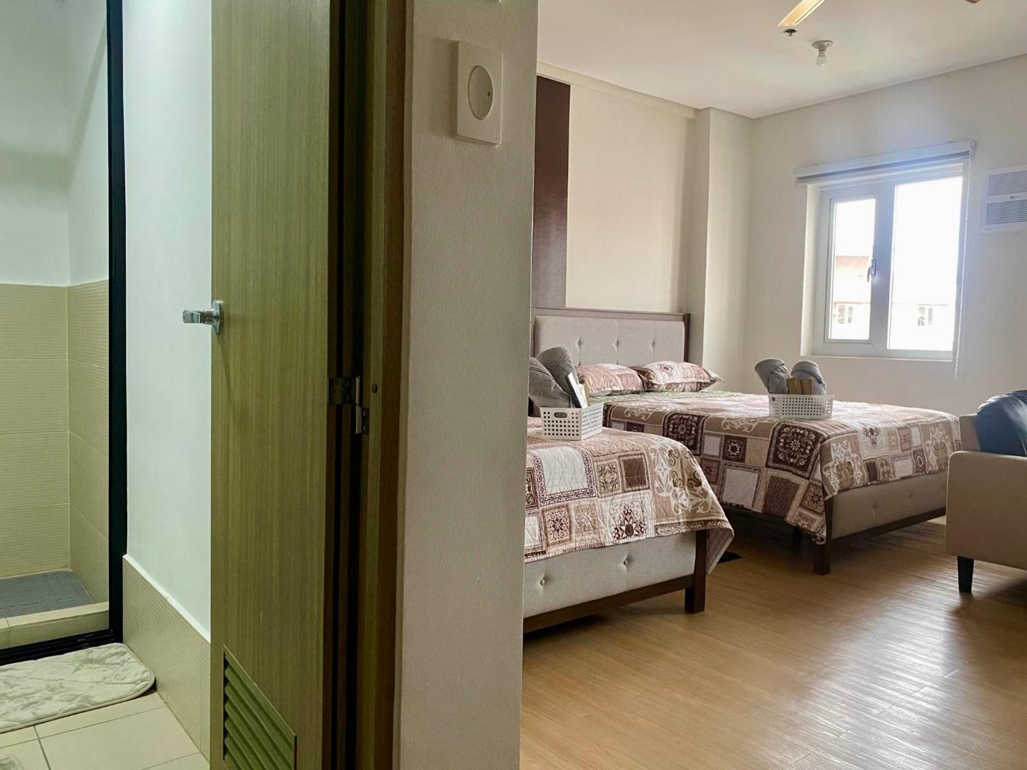 J & F Homestay - Cavite, Philippines 特雷塞马蒂雷斯 外观 照片